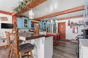 2976 Henderson Rd, Mount Pleasant, PA 15301 - Photo 12