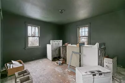 807 Toman Ave, Clairton, PA 15025 - Photo 6