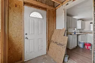 807 Toman Ave, Clairton, PA 15025 - Photo 10