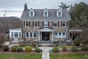 343 E 11th Ave, Tarentum, PA 15084 - Photo 1