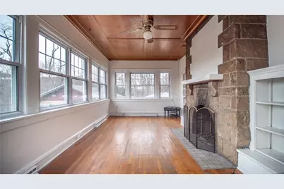 343 E 11th Ave, Tarentum, PA 15084 - Photo 14