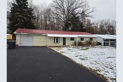 244 Sherwood Dr, Cranberry Township, PA 16066 - Photo 2