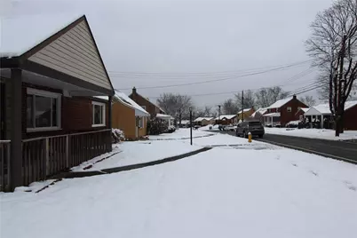 1417 Jefferson Heights Road, Wilkins Township, PA 15235 - Photo 8