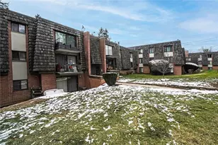 124 Forest Green Dr, Moon/Crescent Twp, PA 15108 - Photo 38