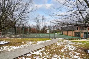 124 Forest Green Dr, Moon/Crescent Twp, PA 15108 - Photo 36