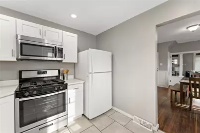 816 Boggs Ave, Pittsburgh, PA 15211 - Photo 12