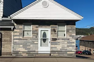 1039 State Ave, Coraopolis, PA 15108 - Photo 1