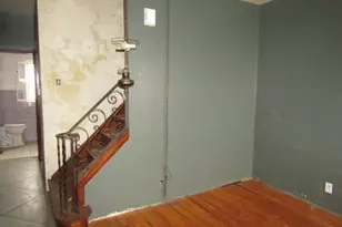 2116 Barnsdale Ave, McKeesport, PA 15132 - Photo 6