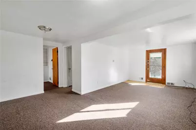 912 Hillsboro Street, Pittsburgh, PA 15204 - Photo 6