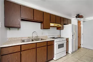 912 Hillsboro St, Pittsburgh, PA 15204 - Photo 24