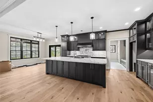 1065 Skyline Dr, Cecil, PA 15317 - Photo 12