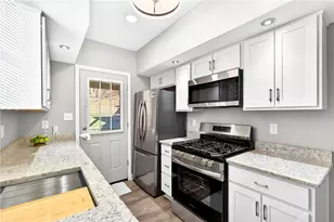 920 Wilton Way, Pittsburgh, PA 15220 - Photo 14