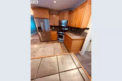 211 Fairmont St, McDonald, PA 15057 - Photo 6