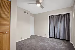 384 Newburn Dr, Scott Township, PA 15216 - Photo 24