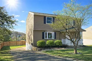 4 Lou Anne Ln, Delmont, PA 15626 - Photo 2