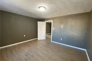 407 N Pittsburgh St, Connellsville, PA 15683 - Photo 38