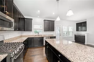 828 Theda-Dori St, Cranberry Township, PA 16066 - Photo 16