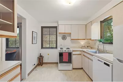 408 Burlington Rd, Pittsburgh, PA 15221 - Photo 14