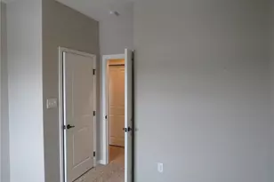 1414 Deer Creek Crossing Dr, Cecil, PA 15317 - Photo 32