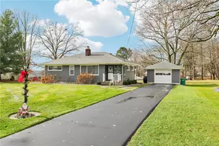 2001 Line Rd, Neshannock Township, PA 16105 - Photo 2