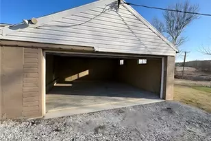 16 Panorama Dr, South Strabane, PA 15301 - Photo 20