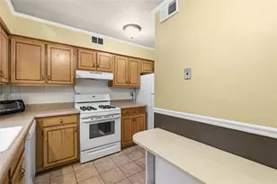 511 Forest Green Dr, Moon/Crescent Twp, PA 15108 - Photo 14