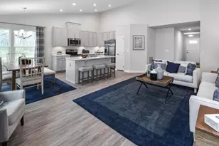 200 Mary Ln, Robinson Twp, PA 15108 - Photo 2