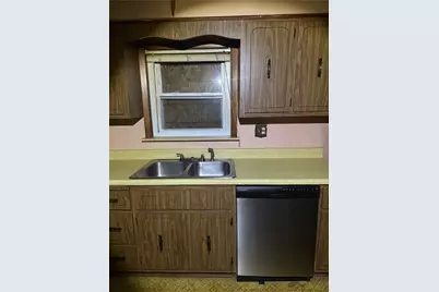 1614 Kenneth Ave, New Kensington, PA 15068 - Photo 16