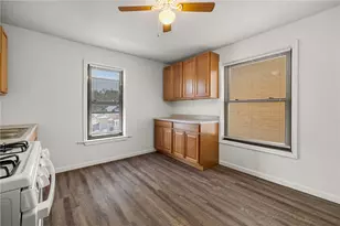 62 Maytide St, Pittsburgh, PA 15227 - Photo 12