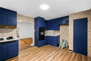 239 Renova St, Pittsburgh, PA 15207 - Photo 8