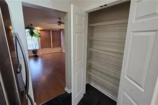 243 Augusta St, Pittsburgh, PA 15211 - Photo 6