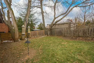 125 W Marlin Drive, Pittsburgh, PA 15216 - Photo 4