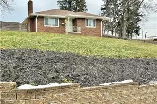 1727 Ridgewood Dr, North Franklin Township, PA 15301 - Photo 2