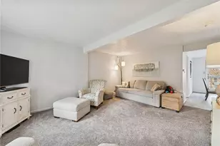 275 Murrays Ln, Pittsburgh, PA 15234 - Photo 6