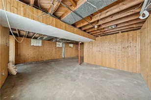 1309 Penhurst Dr, Elizabeth Twp/Boro, PA 15135 - Photo 20