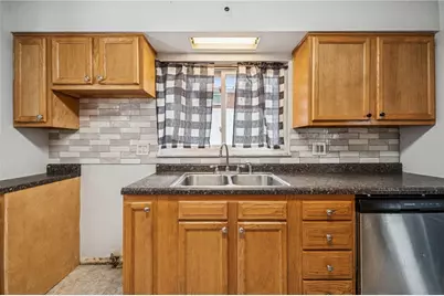 1309 Penhurst Dr, Elizabeth Twp/Boro, PA 15135 - Photo 18