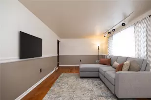 4660 Prescot Dr, Bethel Park, PA 15102 - Photo 6