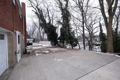 4660 Prescot Dr, Bethel Park, PA 15102 - Photo 32
