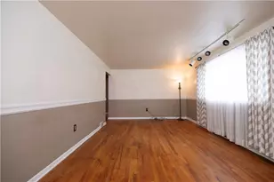 4660 Prescot Dr, Bethel Park, PA 15102 - Photo 8