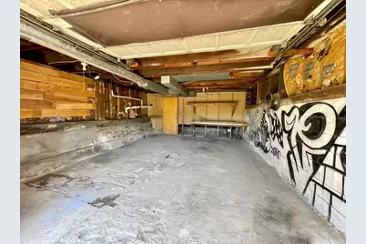 916 E Main St, Rural Valley Boro, PA 16249 - Photo 18