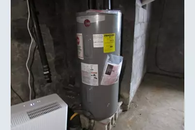 401 N Broadway Street, Scottdale, PA 15683 - Photo 16