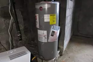 401 N Broadway St, Scottdale, PA 15683 - Photo 16