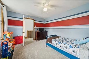 139 N Diamond St, Mt Pleasant Boro, PA 15666 - Photo 24