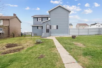 139 N Diamond St, Mt Pleasant Boro, PA 15666 - Photo 30