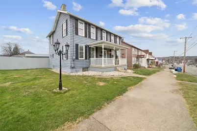 139 N Diamond St, Mt Pleasant Boro, PA 15666 - Photo 2