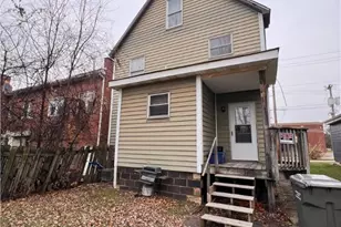 423 Spring Ave, Ellwood City, PA 16117 - Photo 2