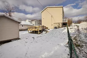 1011 Franklin St, Penn Twp, PA 15636 - Photo 34