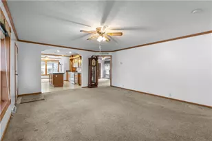 4601 Wildwood Sample Rd, Hampton, PA 15101 - Photo 10