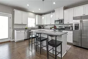 733 Truth Ln, Cranberry Township, PA 16066 - Photo 6