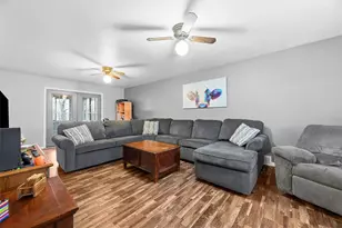 65 Courtney St, Pittsburgh, PA 15202 - Photo 10